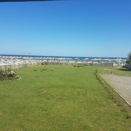 Le Reve Apartment Mamaia Nord Екстериор снимка
