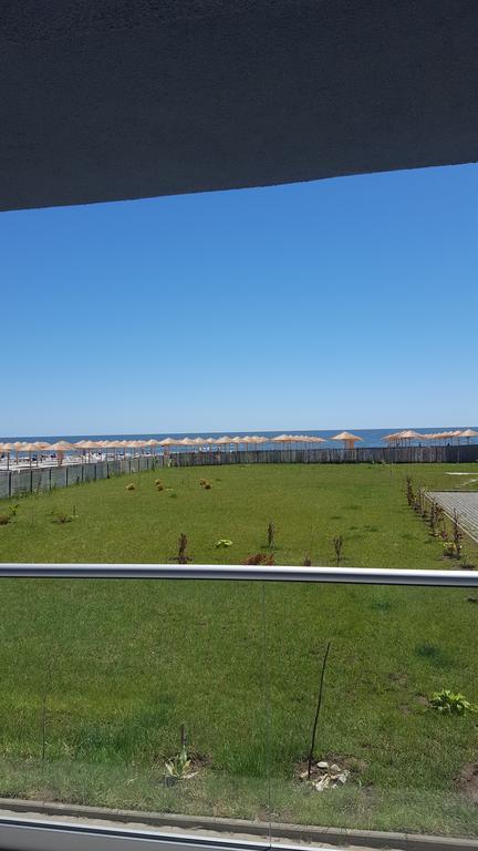 Le Reve Apartment Mamaia Nord Екстериор снимка